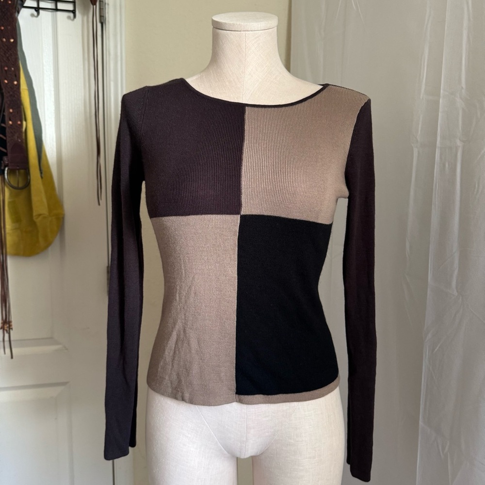 Colorblock Long Sleeve Top